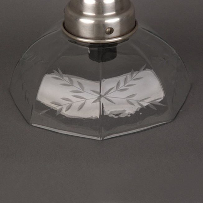 Detail clear cutted glass shade