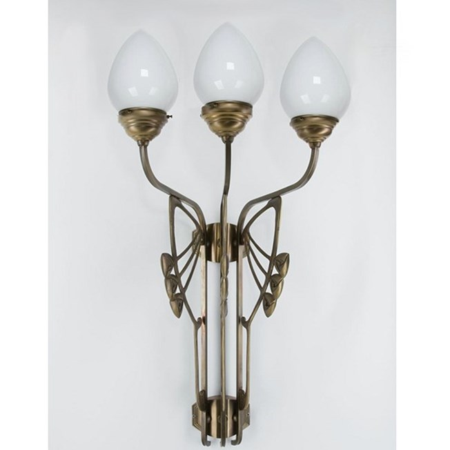 Wall Lamp Mackintosh 3-lights with Glass Lampshades in Opal White