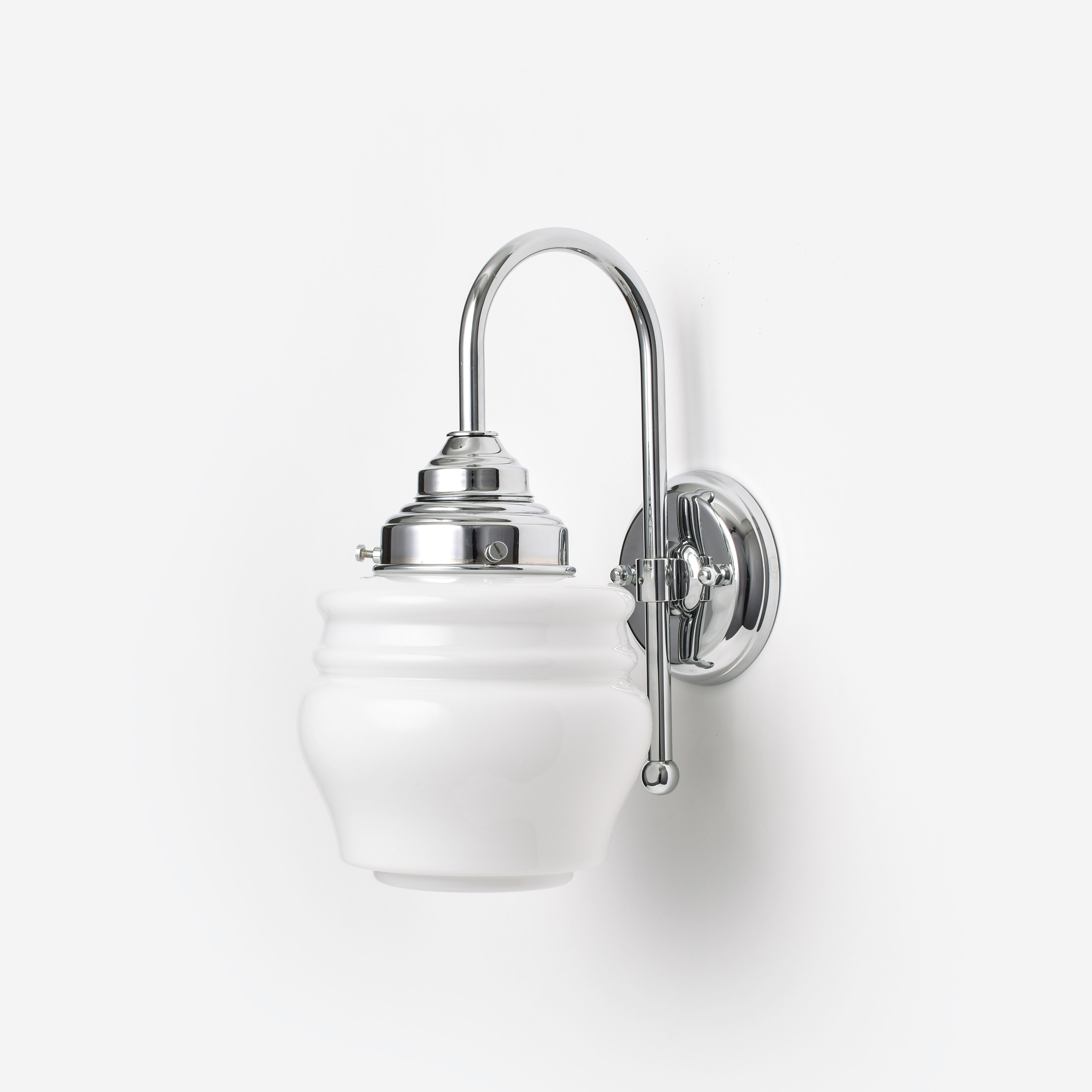 Wall Lamp Flower bud Meander Chrome