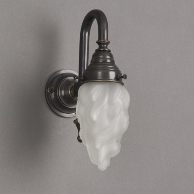 Bathroom wall lamp small bow with etched, flame-shaped glass shade